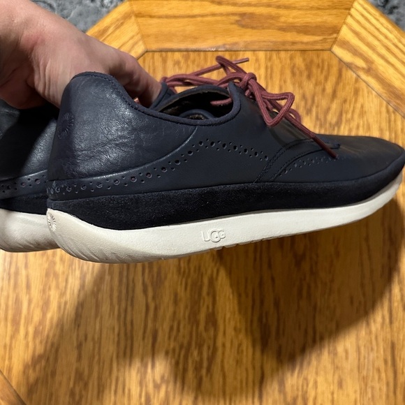 *UGG* Men\'s Navy Leather Cali Wing Toe Shoes w/ Maroon Laces Size 13 main image 5